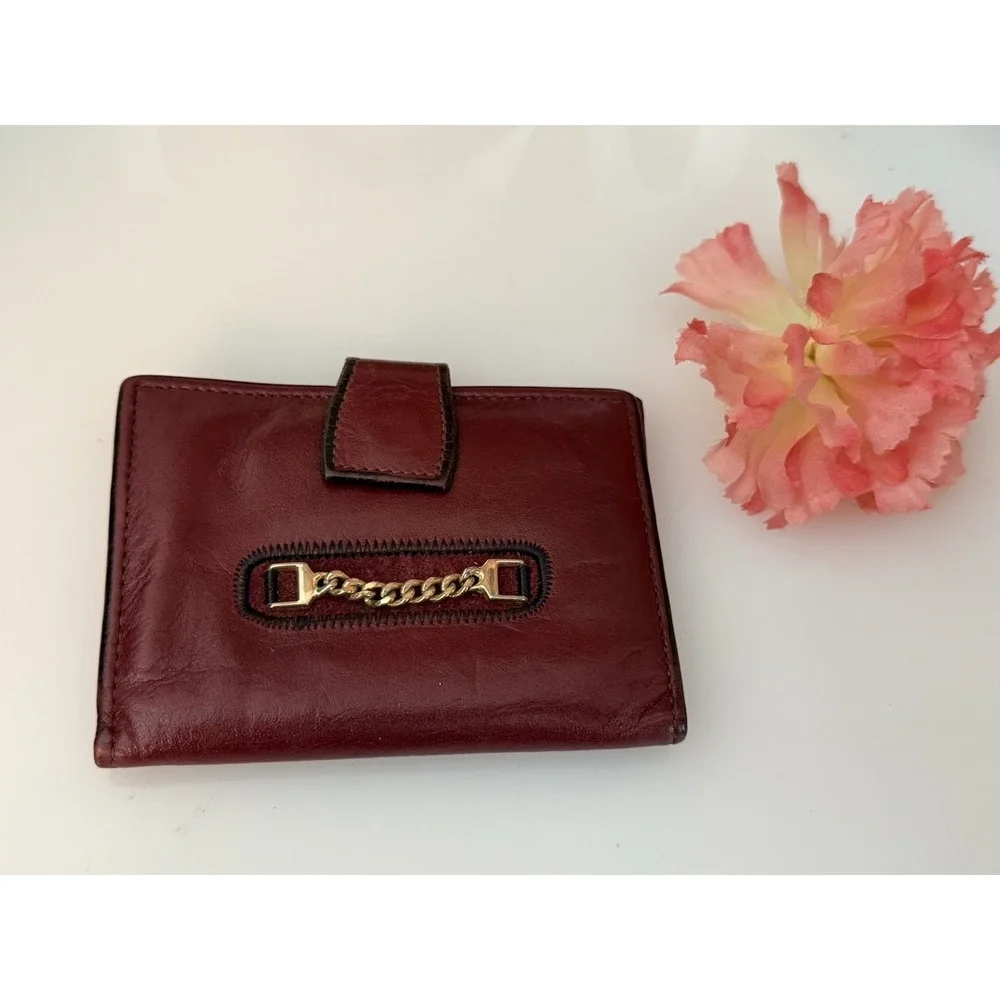 Vintage Princess Gardner‎ Burgundy Red Leather Bifold Wallet with Gold Chain GUC